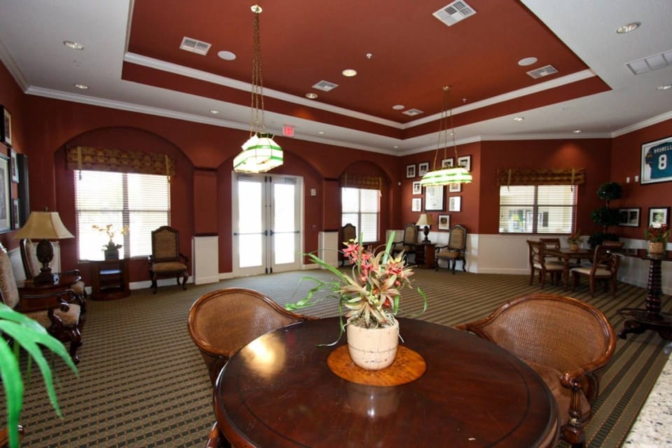 Apartment (2633 Trafalgar Village) | Living room | Smart TV