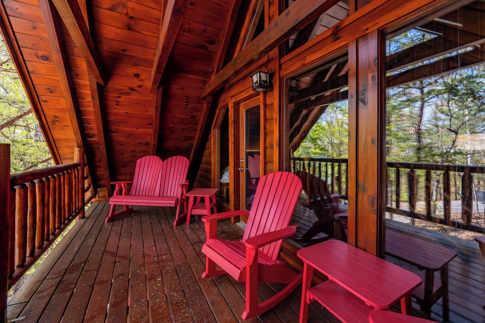 Ample seating to kick back and enjoy the Smoky's