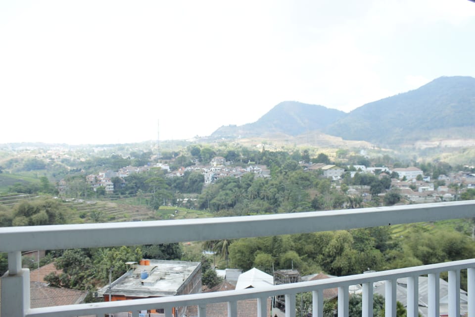 Room | Balcony