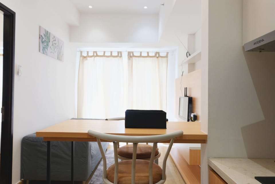 Room | In-room dining