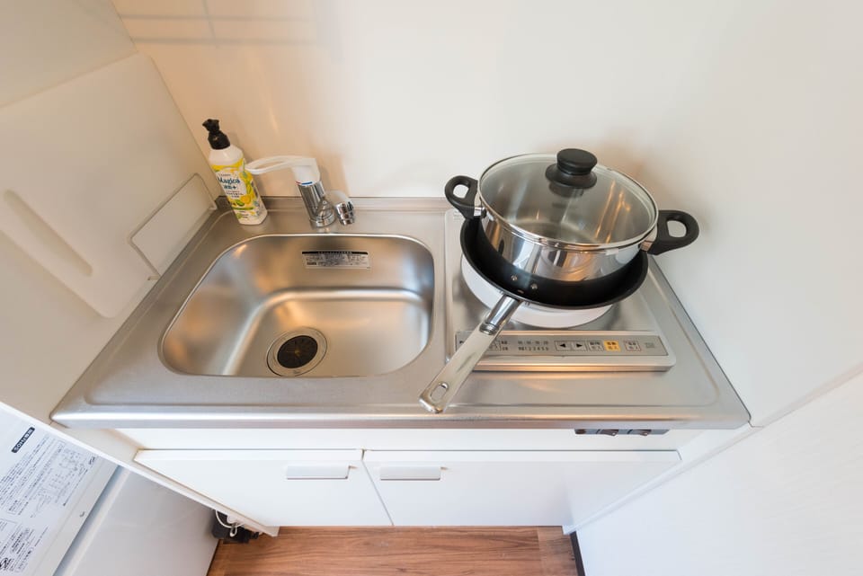 Apartment | Private kitchenette | Fridge, microwave, stovetop, electric kettle