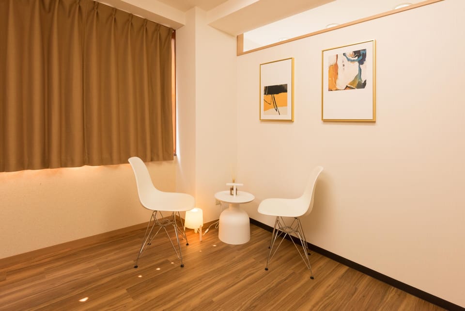Apartment | Living area | Flat-screen TV
