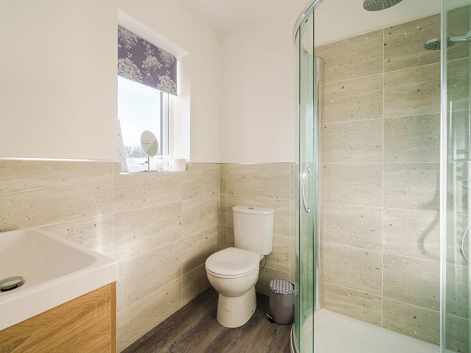 En-suite | Seacote Gardens, St Bees, near Whitehaven