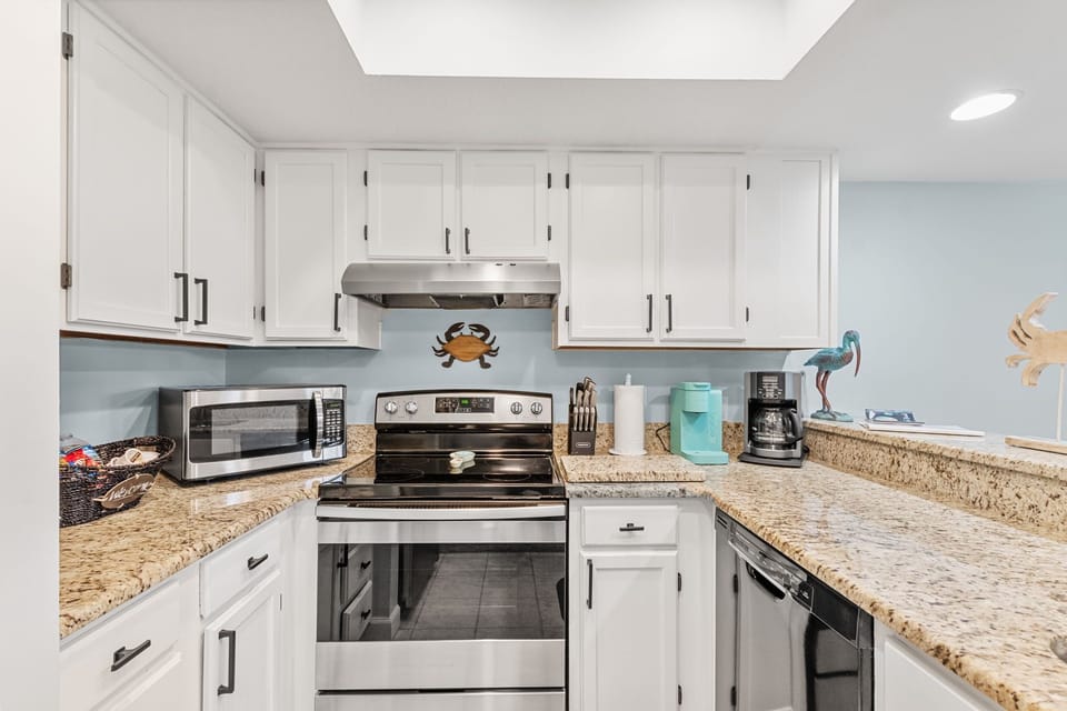 Fully equipped kitchen for cooking