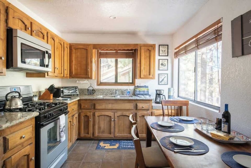 Fully equipped kitchen