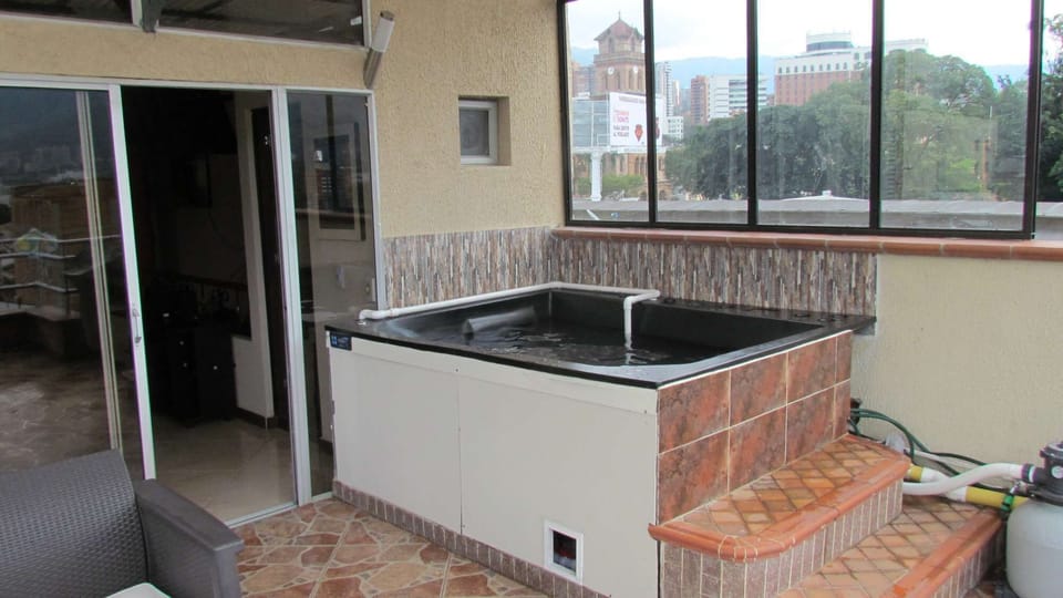 Hot tub