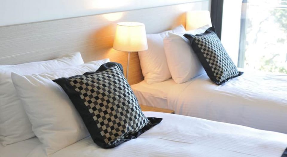 Privilege, Room, 1 King Bed, Balcony, Golf View | Minibar, in-room safe, desk, laptop workspace