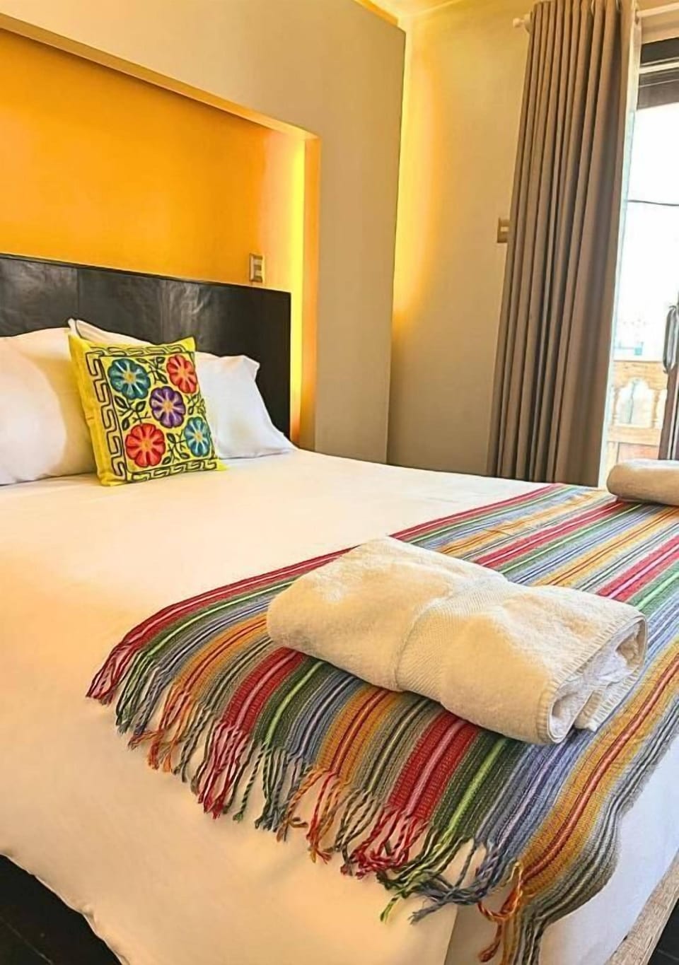 Deluxe Room (Yellow Room) | Premium bedding, down comforters, Select Comfort beds, in-room safe