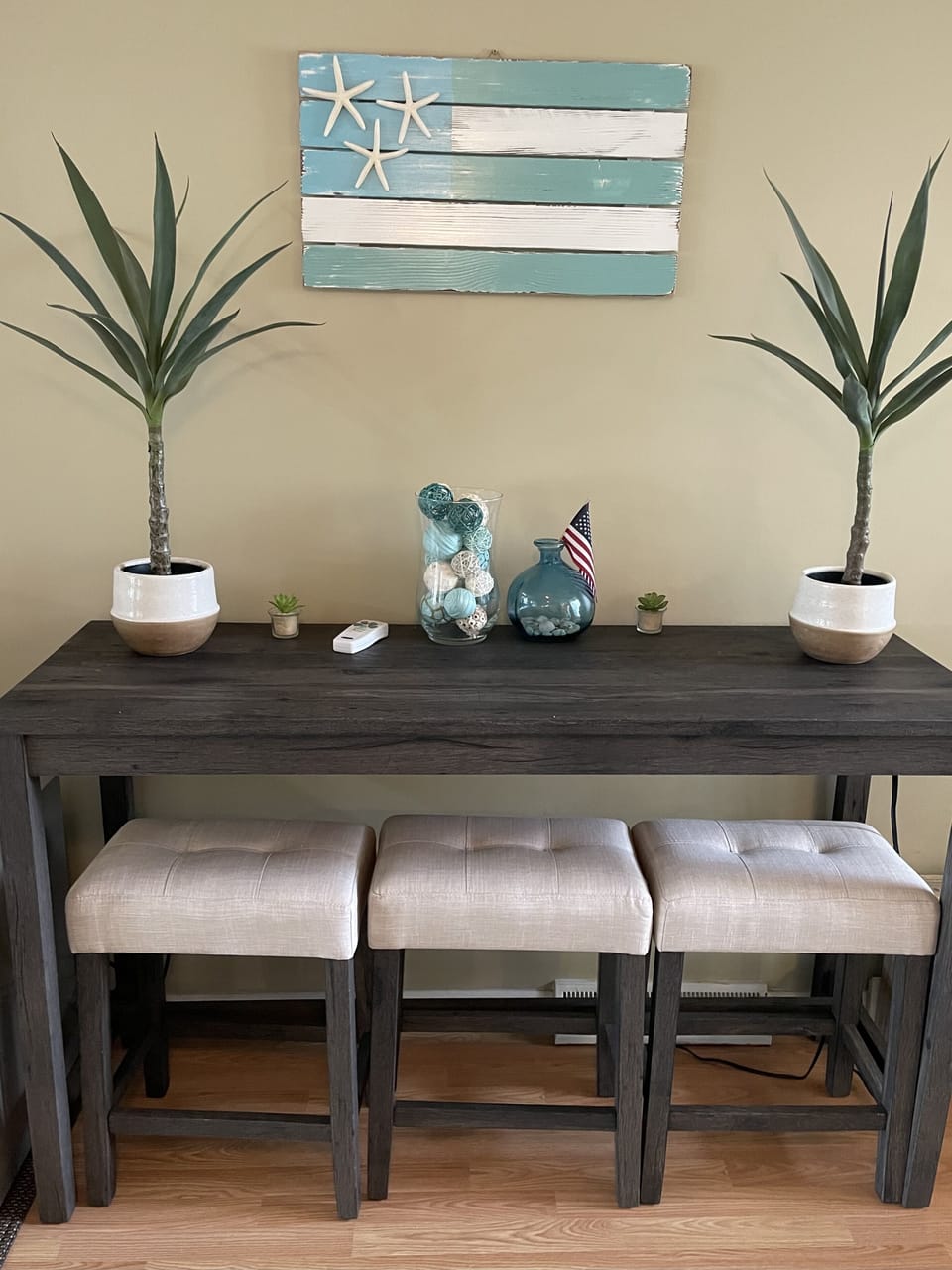 Extra seating in dining room. 