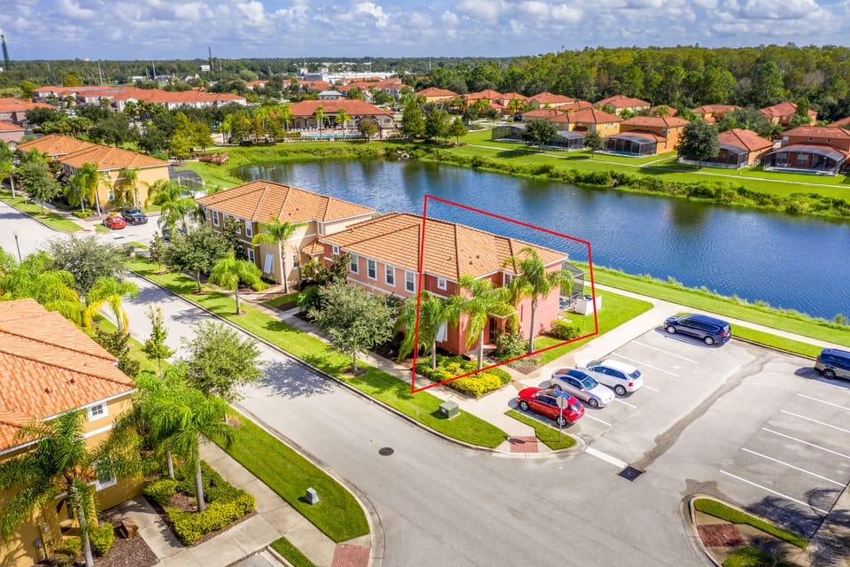 Townhome, 4 Bedrooms, Non Smoking, Kitchen | 4 bedrooms, iron/ironing board, cribs/infant beds, free WiFi