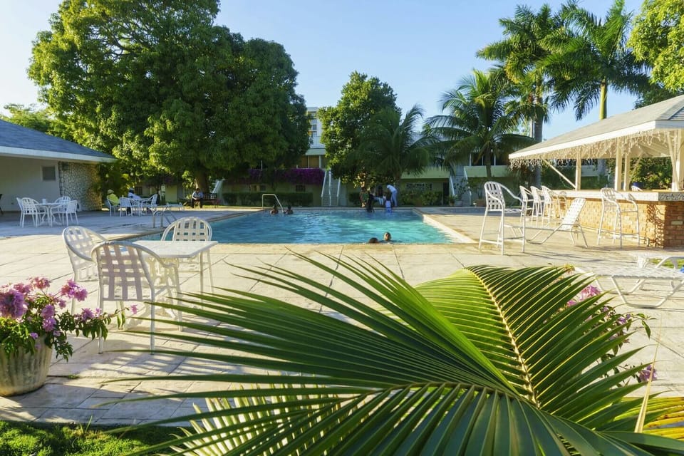 Complex Pool