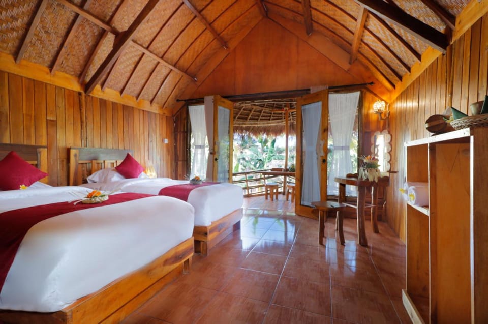 Deluxe Double or Twin Room | Desk, free WiFi, bed sheets