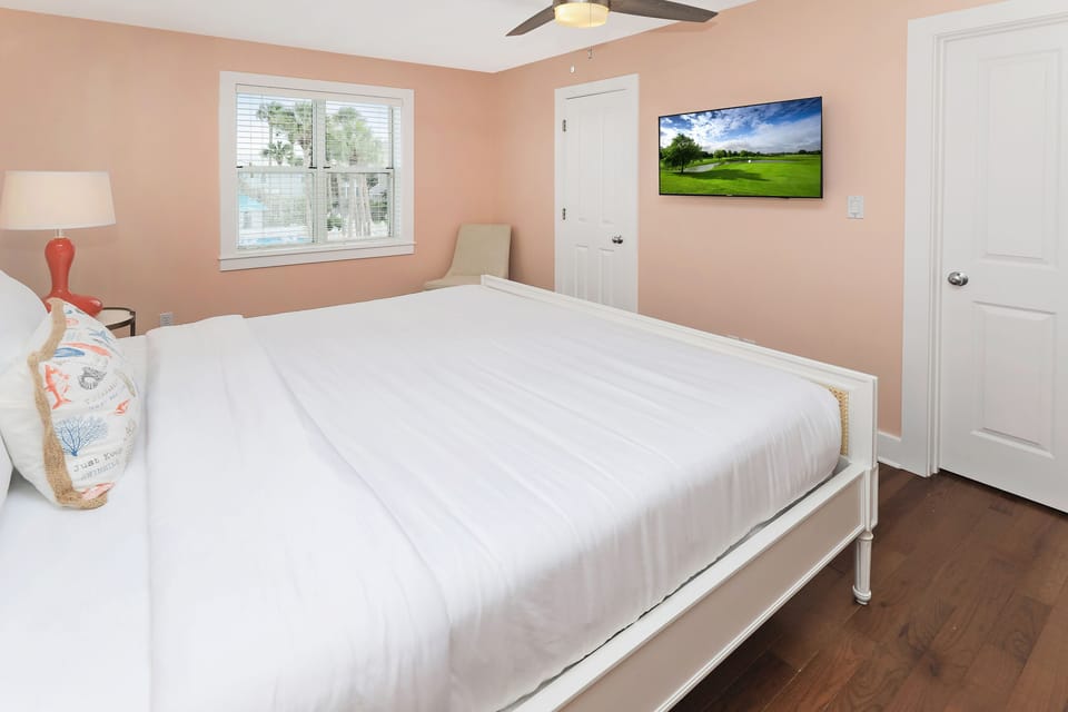 King Bedroom Upstairs