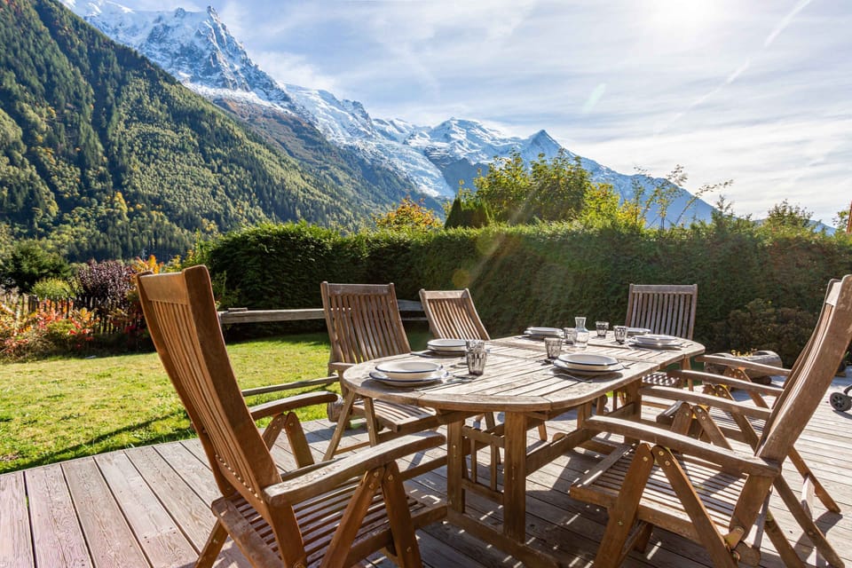 Spectacular mountain views from the terrace
