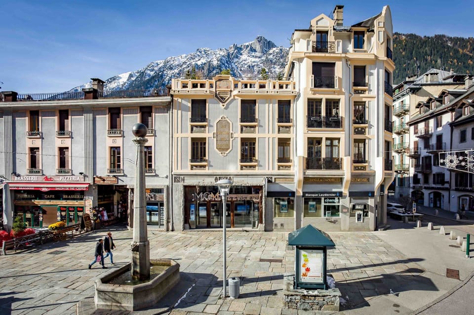 Le Kursaal Apartment is centrally located on Place Balmat