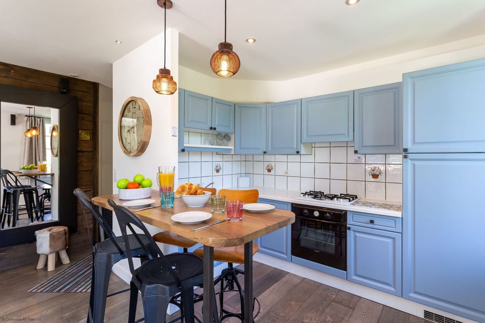 Kitchen area