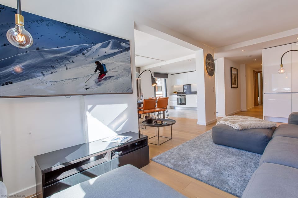 Living room with 60inch TV