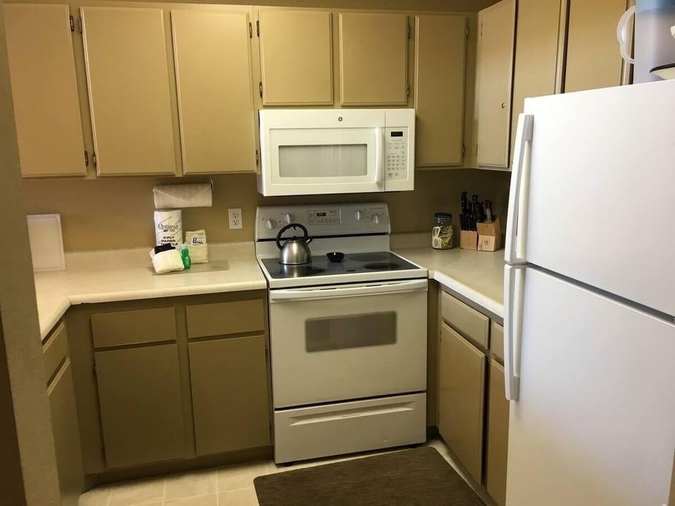 Kitchen with stove, microwave and dishwasher