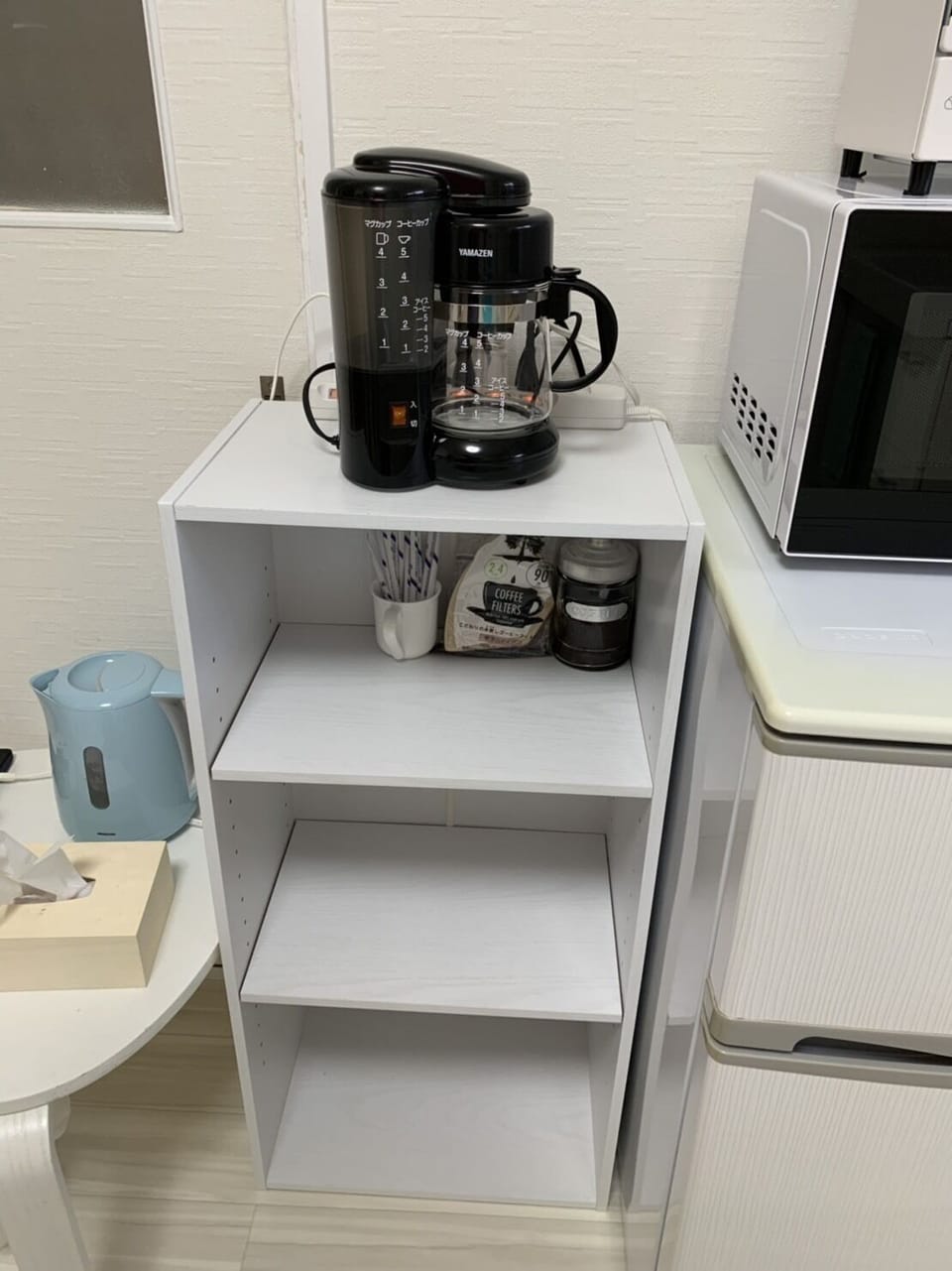 Apartment | Private kitchenette | Fridge, microwave, stovetop, coffee/tea maker