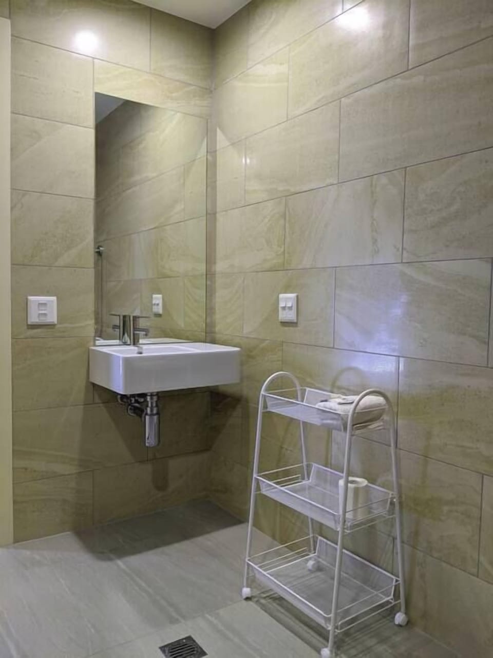 E.2BRDDA1K1D100/400Stylish 2bedroom DDA Easy Access King Apartment