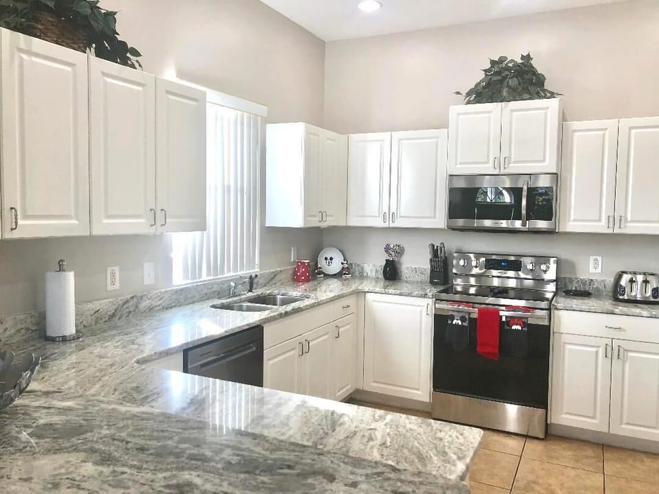 Fully Stocked - Mickey's Kitchen