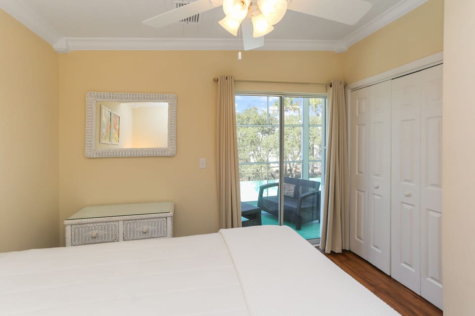 Bedroom 3 onto Screened Deck