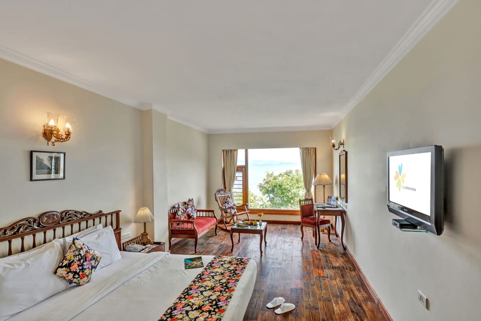 Hotel Unit (Superior Room) | Iron/ironing board, rollaway beds