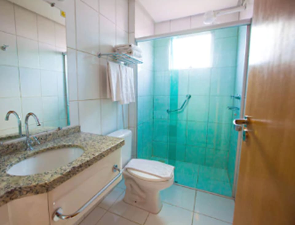 Shower, towels