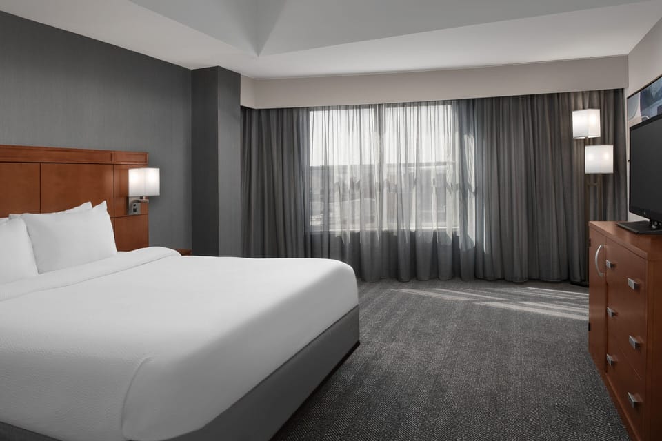 1 bedroom, premium bedding, desk, iron/ironing board