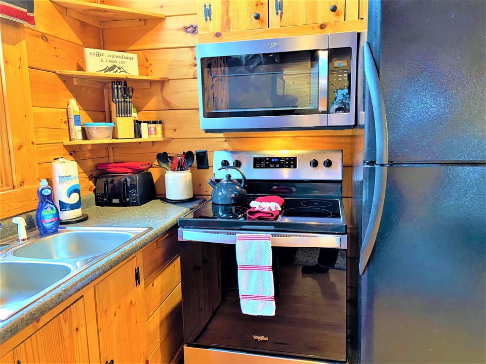 Fully equipped kitchen