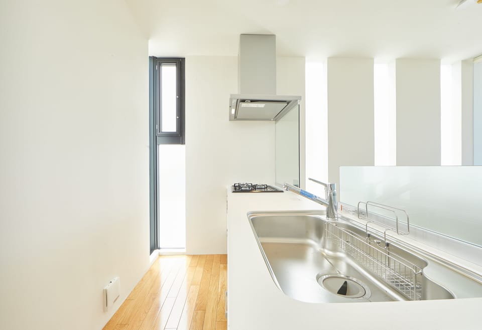 House, 2 Bedrooms | Private kitchen | Fridge, microwave, stovetop, electric kettle