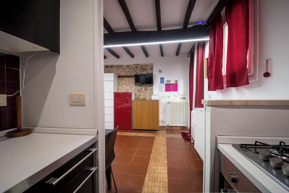 Apartment, 1 Bedroom, Accessible, City View | Interior