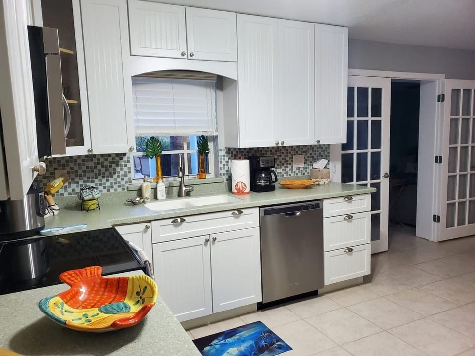 Full equipped kitchen
