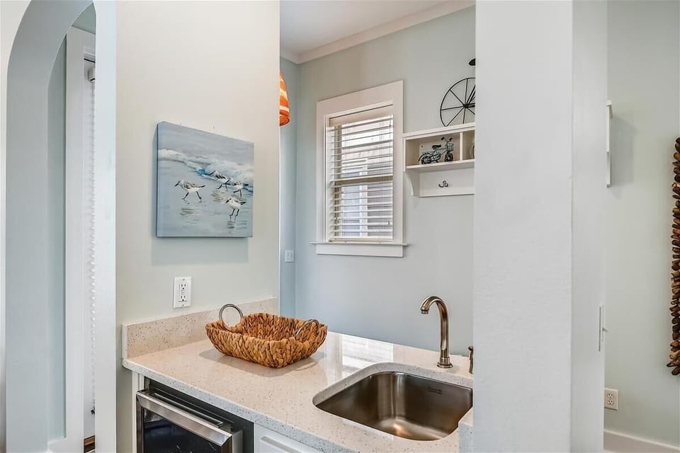 Wet Bar