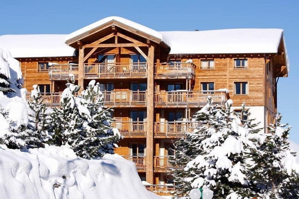 Experience the picturesque atmosphere at this amazing property.