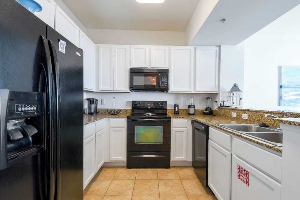 The Palms of Destin 11108- Fully Equipped Kitchen