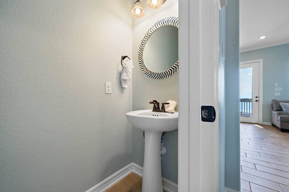 Unwind in this beautiful bathroom