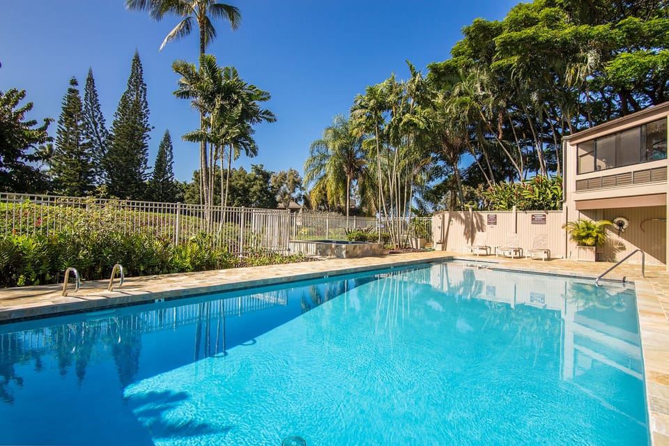 Pali Ke Kua swimming pool