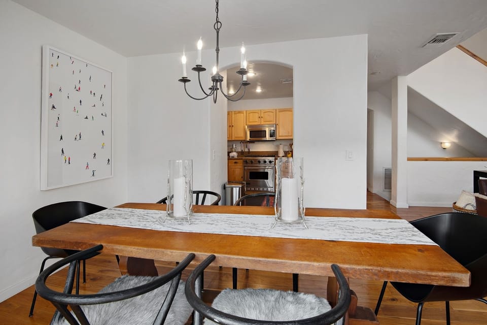Duplex, 4 Bedrooms | Private kitchen | Coffee/tea maker, fridge, oven, toaster