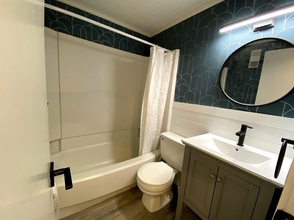 Bathroom (2)