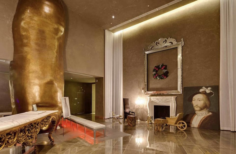 Icon Lobby