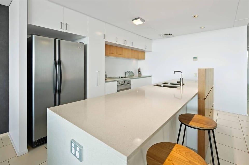 3-bedroom-ground-level-apartment-25-6-2000x1333