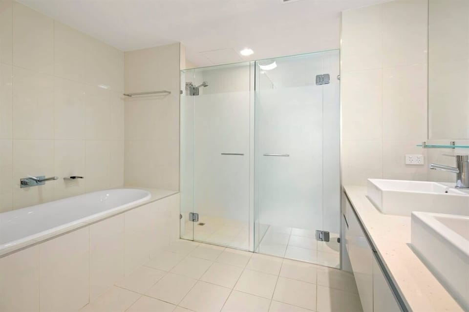 4-bedroom-top-floor-penthouse-ap-39-14-2000x1333