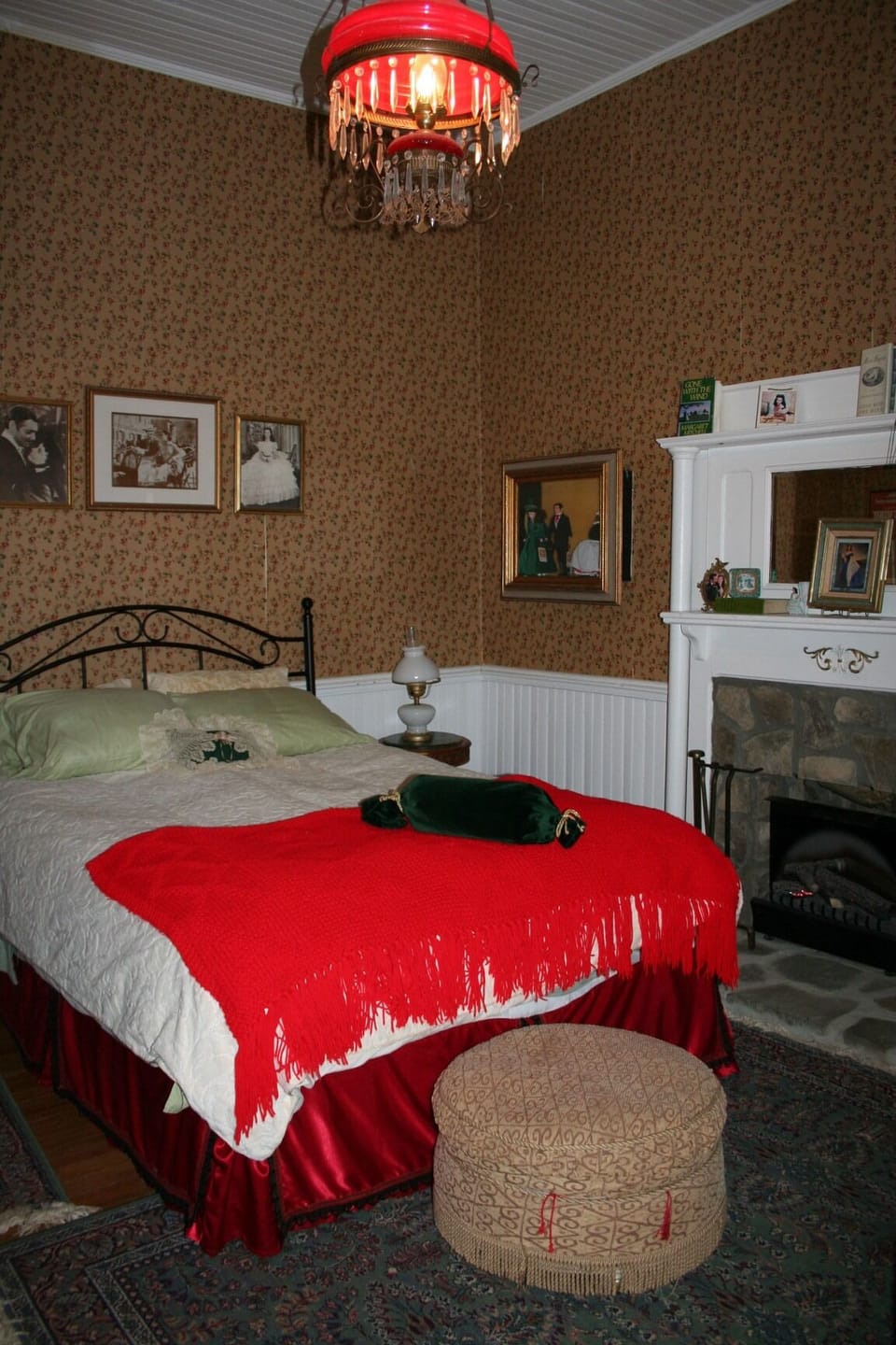 Downstairs Queen bedroom  (GWTW) with large shower in private bathroom.