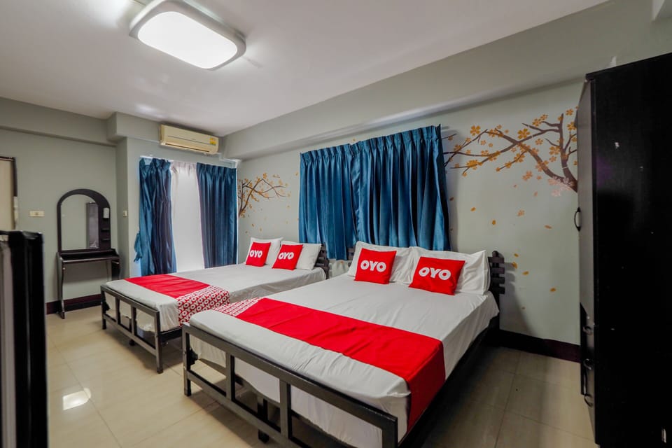 Family Suite | Minibar, desk, free WiFi, bed sheets