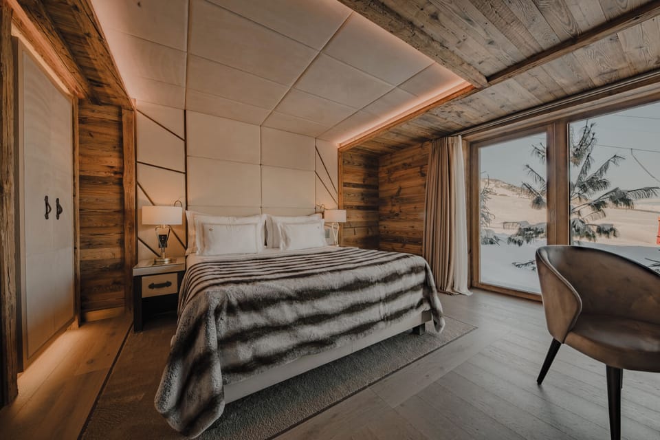 Four Bedroom Grand Chalet | Premium bedding, free minibar items, in-room safe