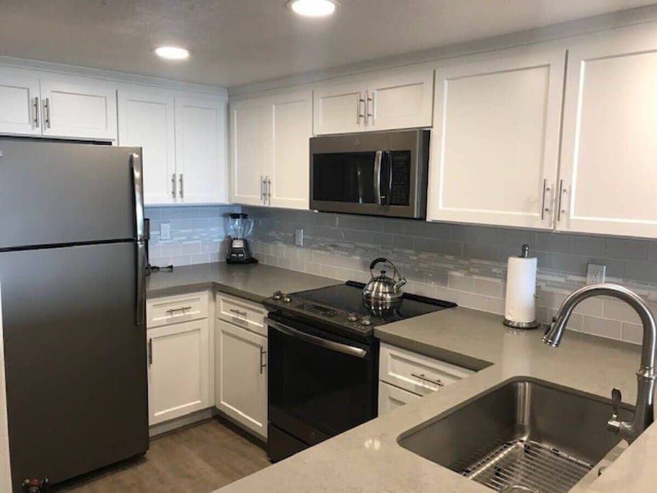 Kitchen View 