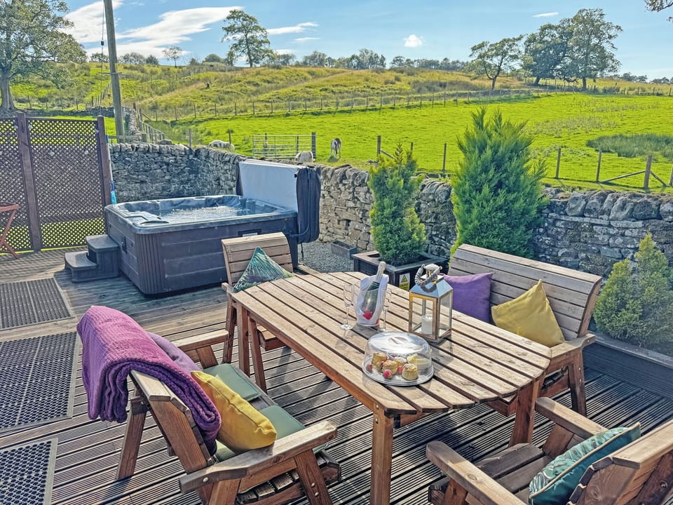 Sitting-out-area | Lily Rose Cottage, Gilsland, near Brampton