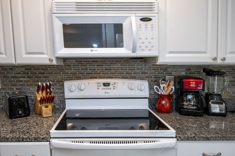 Full size stove, oven and microwave!