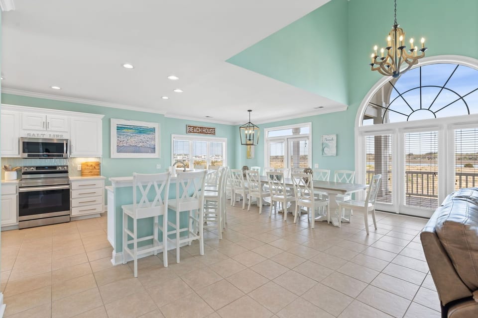 Second floor main living area.